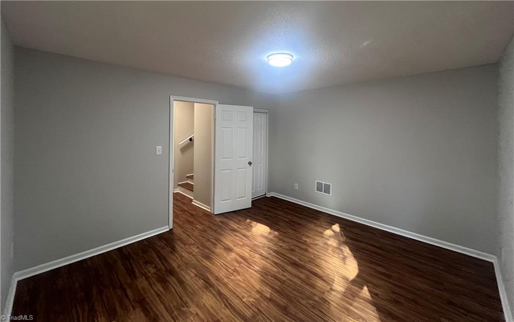 6536 Creek Run Road Property Photo 17