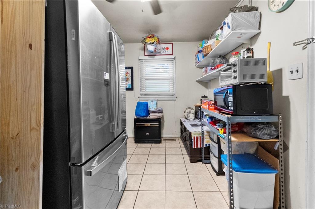 2112 Vale Place Property Photo 7