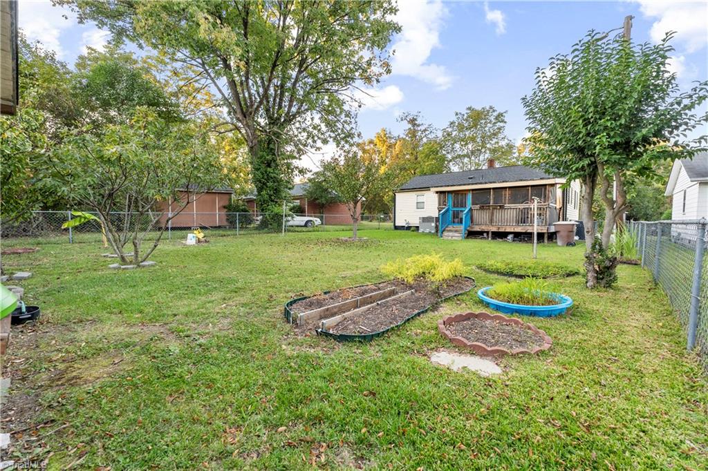 2112 Vale Place Property Photo 13