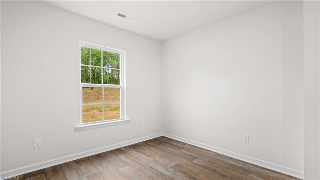 2560 Foxtail Lane Property Photo 4