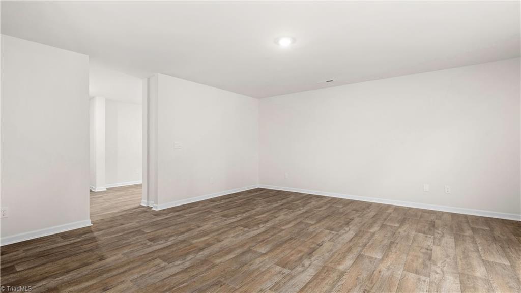 2560 Foxtail Lane Property Photo 9