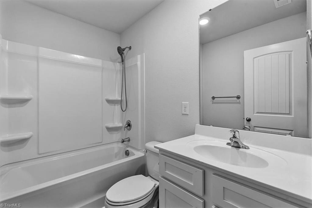 4511 Strath Mill Terrace Property Photo 16