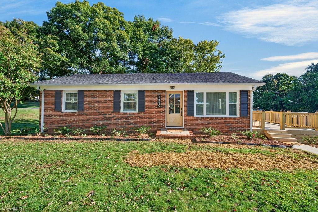 1540 Red Brush Road Property Photo 1