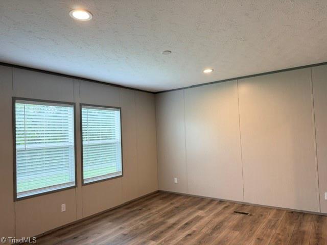 477 Burton Road Property Photo 4