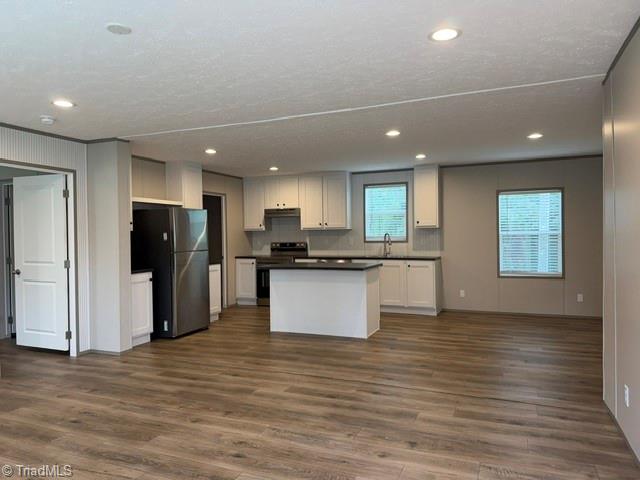 477 Burton Road Property Photo 5