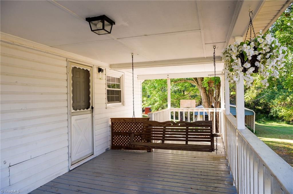 176 Oaklawn Road Property Photo 4