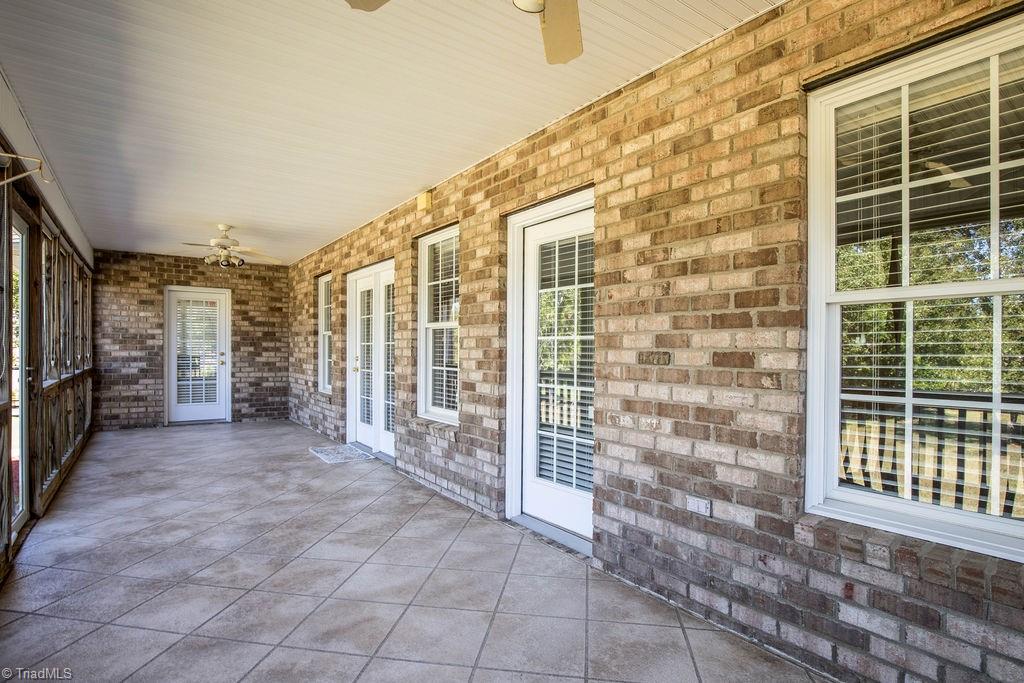 1401 Sagewood Lane Property Photo 23