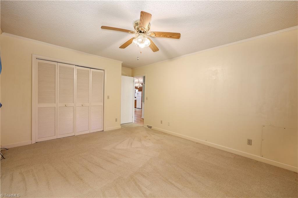 1839 Upper Road Property Photo 19