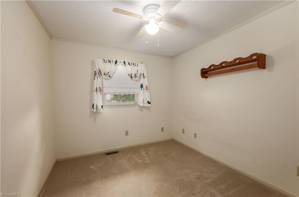 1839 Upper Road Property Photo 21