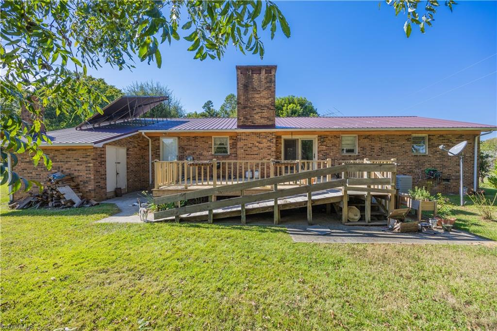 1839 Upper Road Property Photo 28