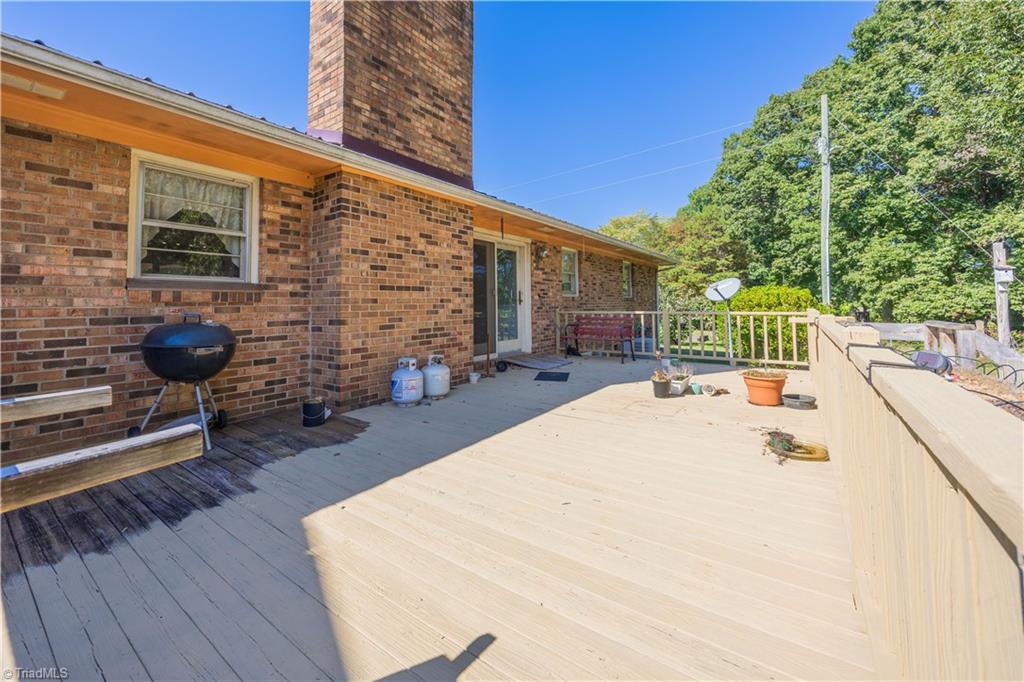 1839 Upper Road Property Photo 29