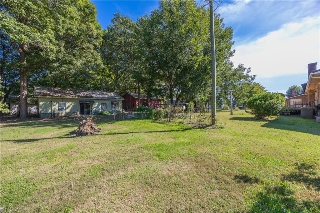 1839 Upper Road Property Photo 31