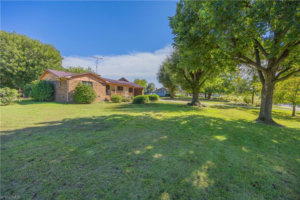 1839 Upper Road Property Photo 39