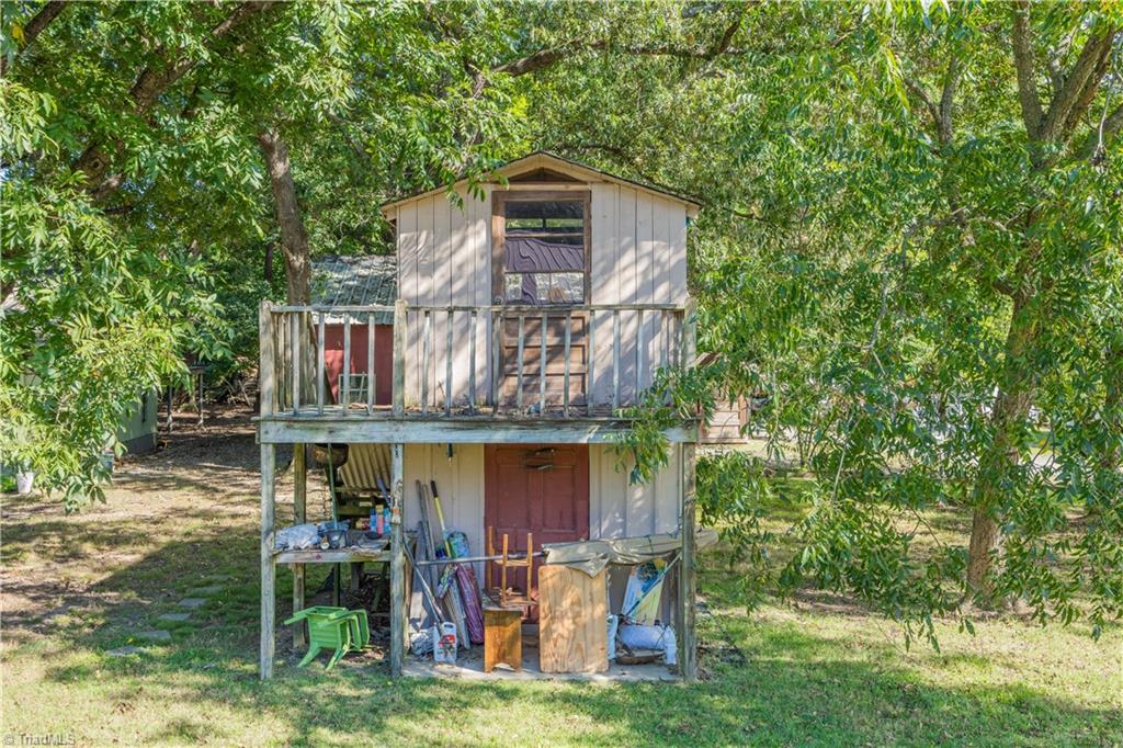 1839 Upper Road Property Photo 44