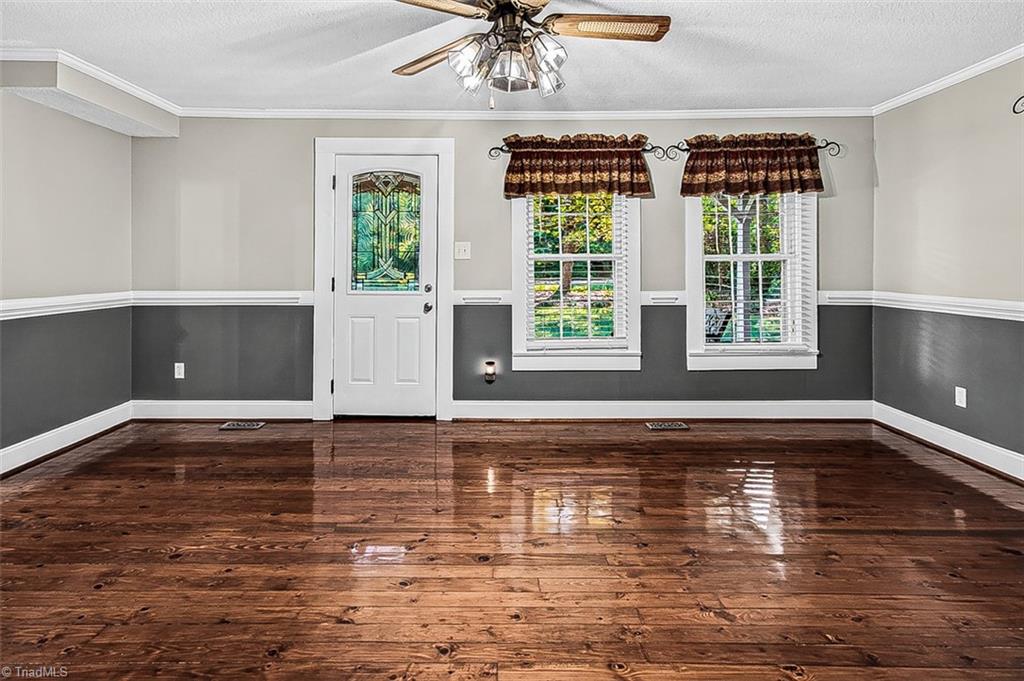 4771 Silverwood Lane Property Photo 4