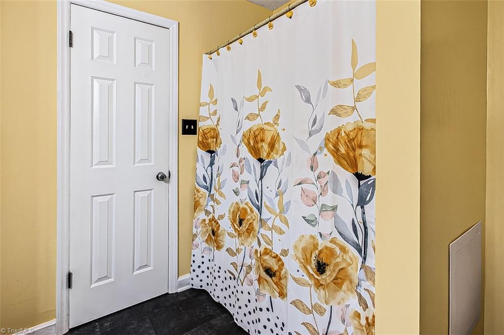 4771 Silverwood Lane Property Photo 25