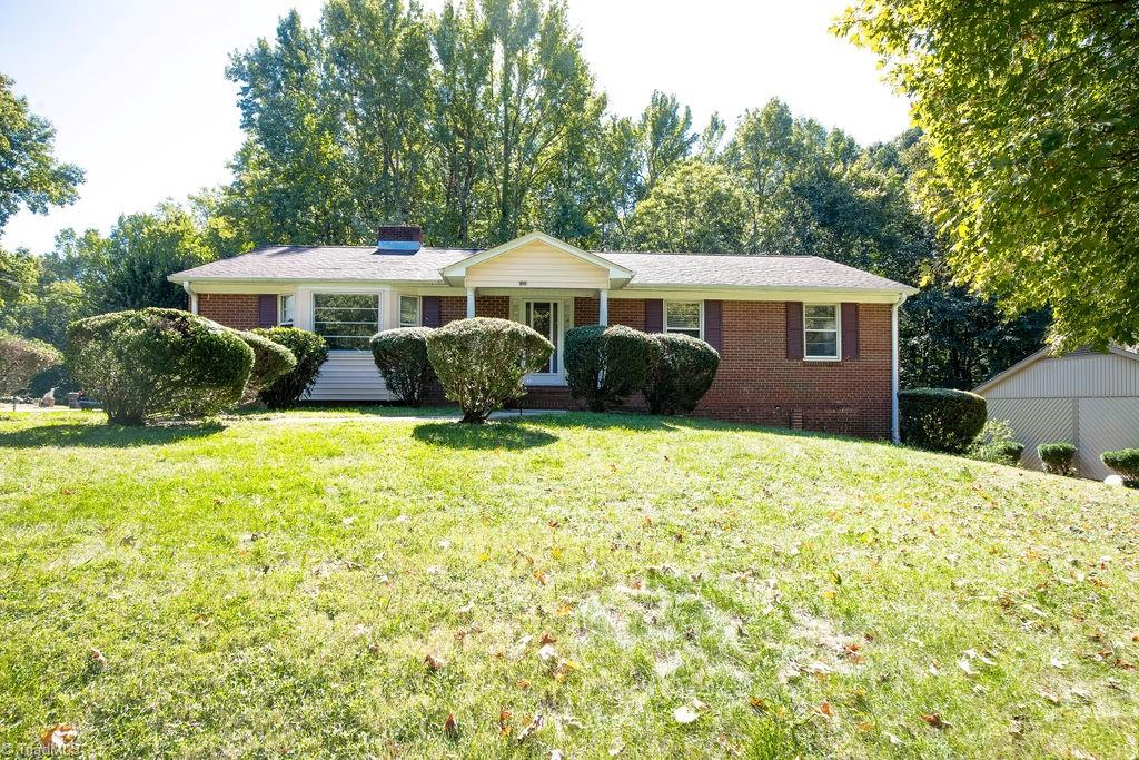 2420 Kingsgate Drive Property Photo 1