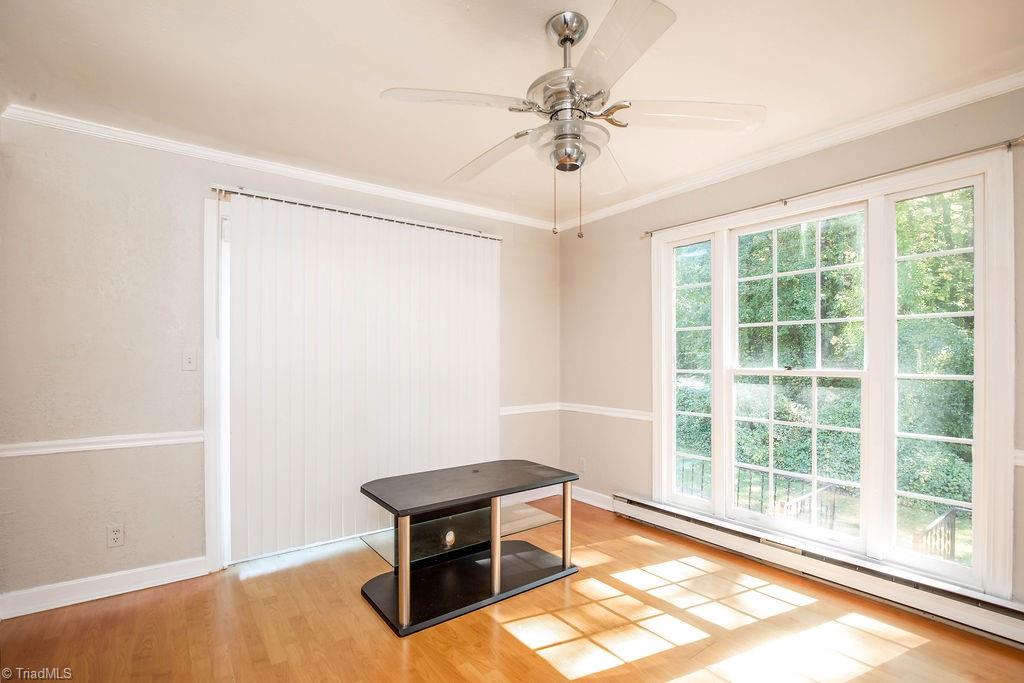 2420 Kingsgate Drive Property Photo 14
