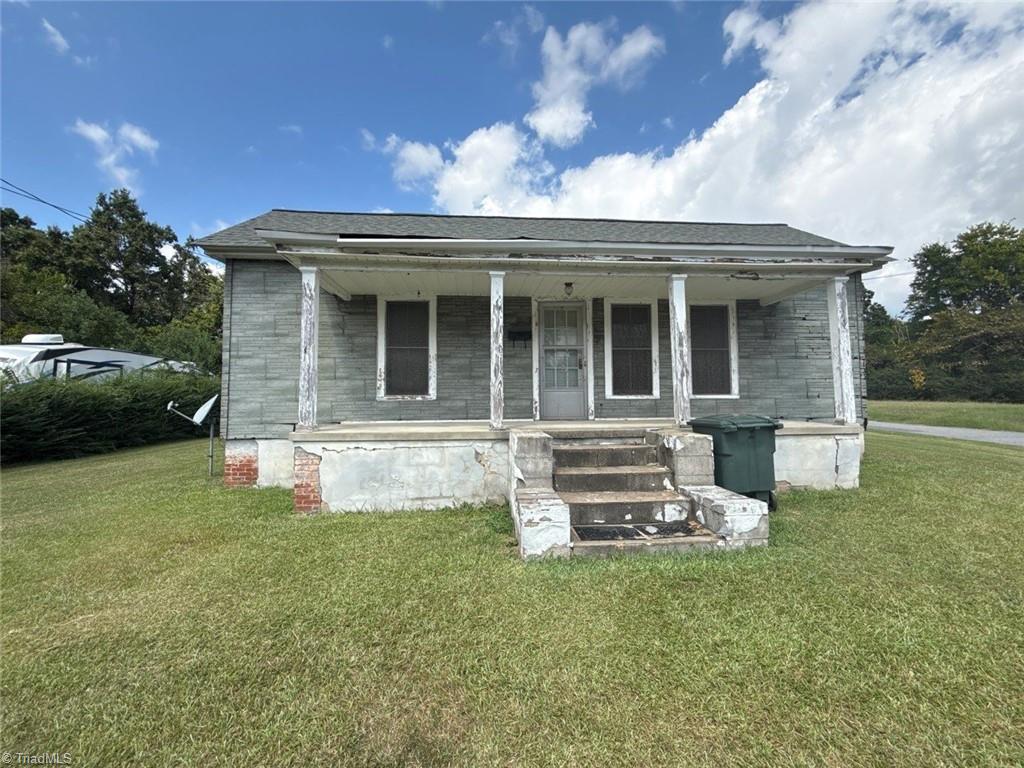 1421 South Avenue Property Photo 1