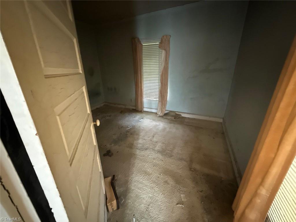 1421 South Avenue Property Photo 11