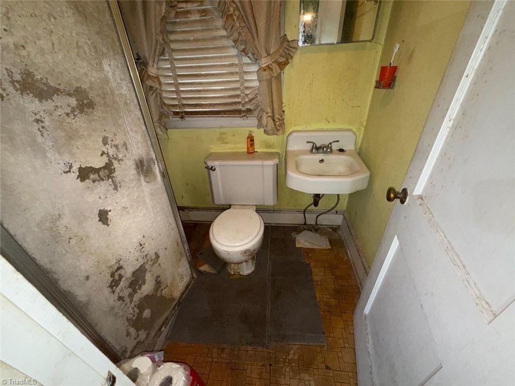 1421 South Avenue Property Photo 19