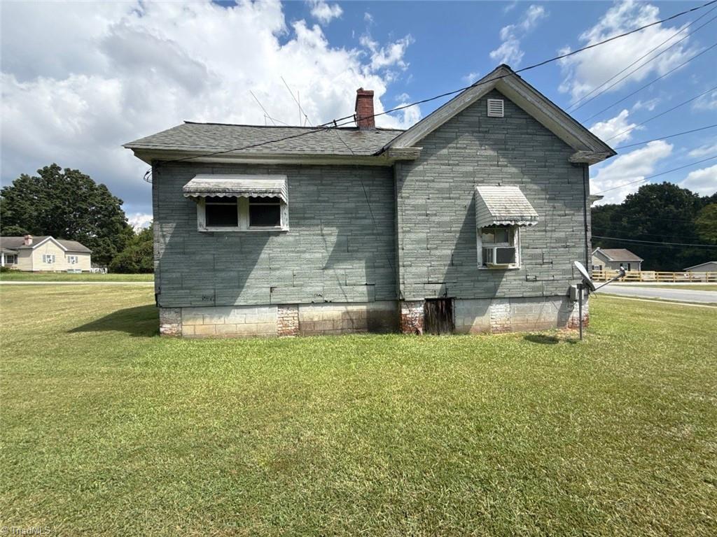 1421 South Avenue Property Photo 33