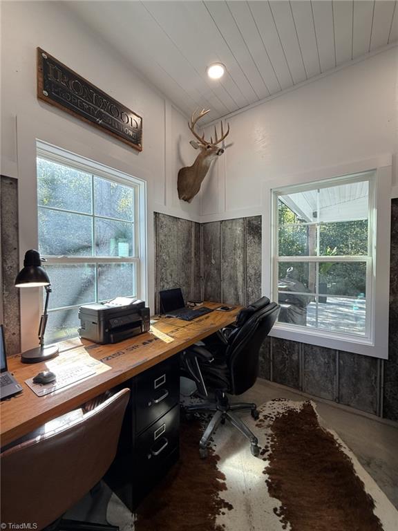 1333 Commonwealth Road Property Photo 33