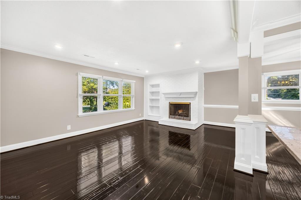 5528 Mauldin Drive Property Photo 3
