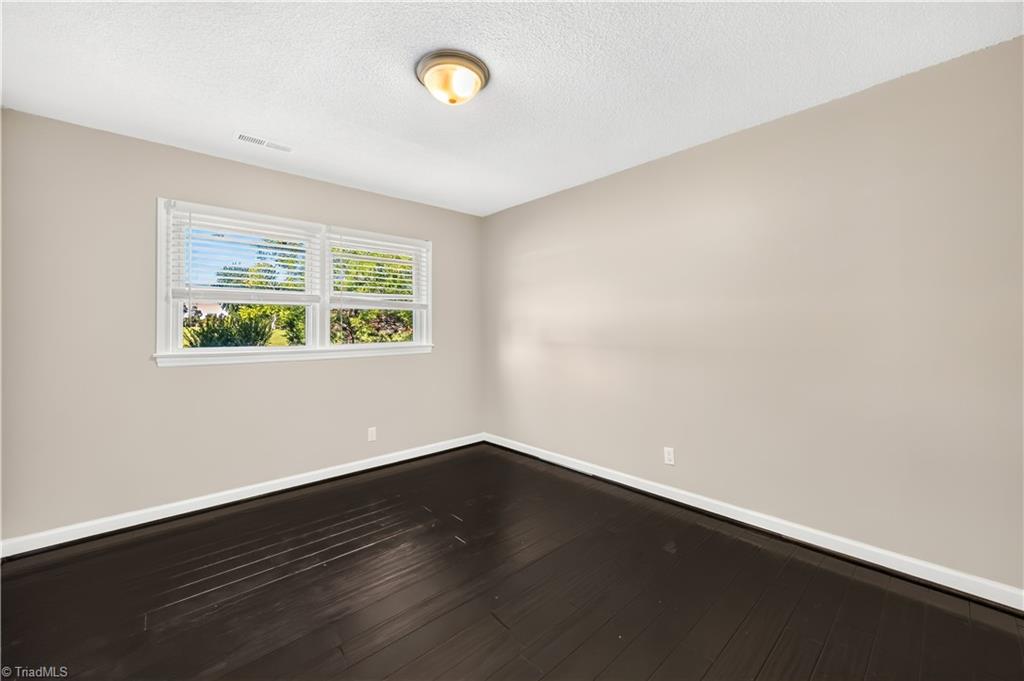 5528 Mauldin Drive Property Photo 17