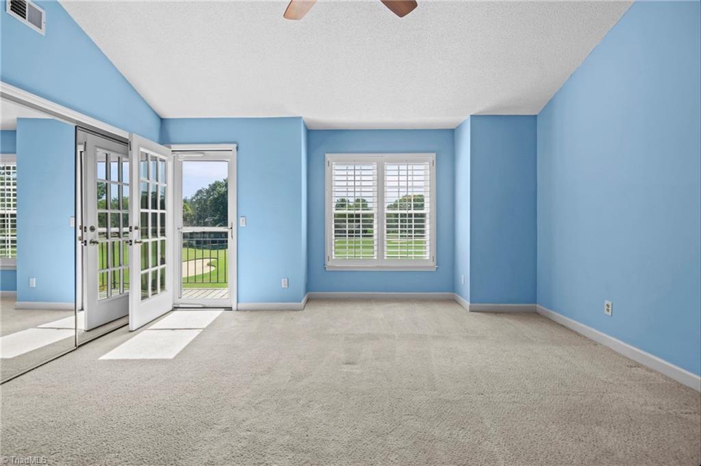 122 Warwicke Place Property Photo 19