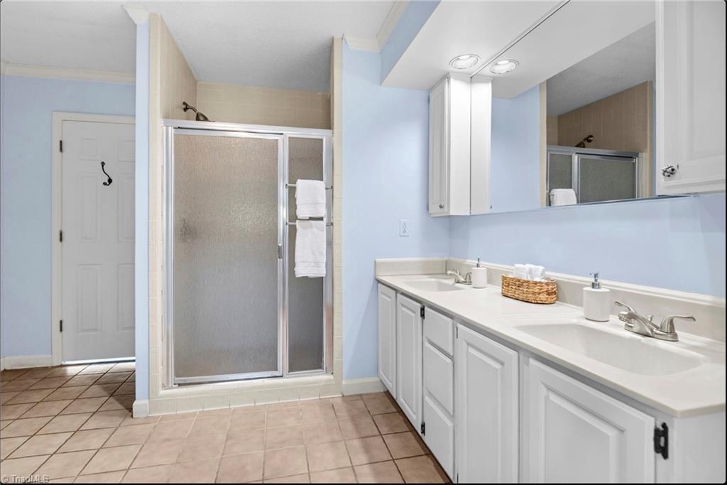 122 Warwicke Place Property Photo 23