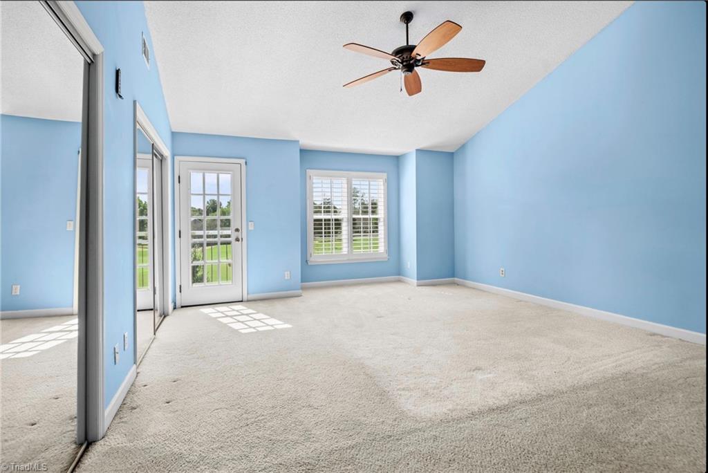 122 Warwicke Place Property Photo 38