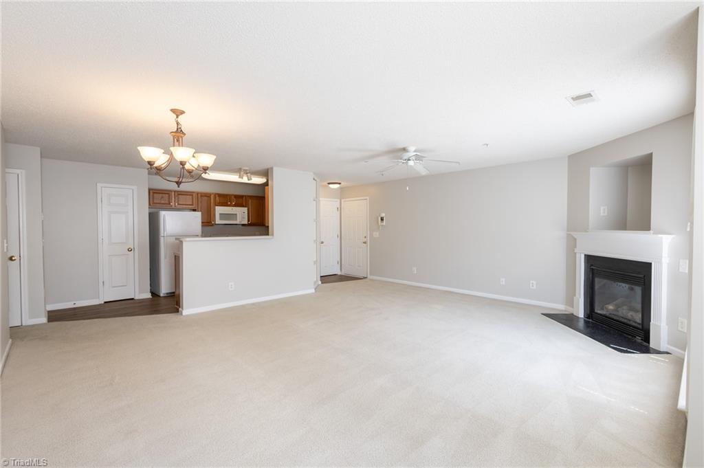 6121 Hedgecock Circle # 2c Property Photo 8
