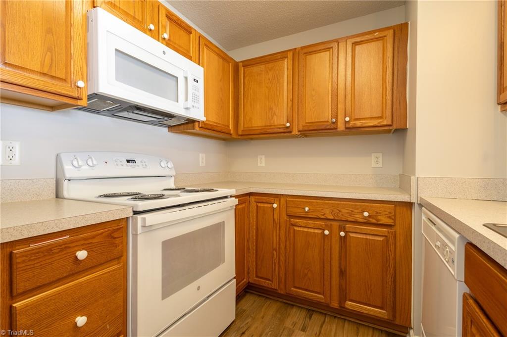 6121 Hedgecock Circle # 2c Property Photo 24