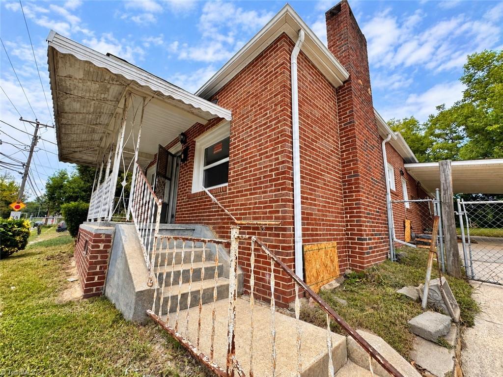 2325 Booker Street Property Photo 2
