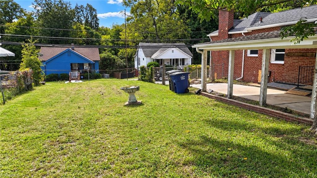 2325 Booker Street Property Photo 13