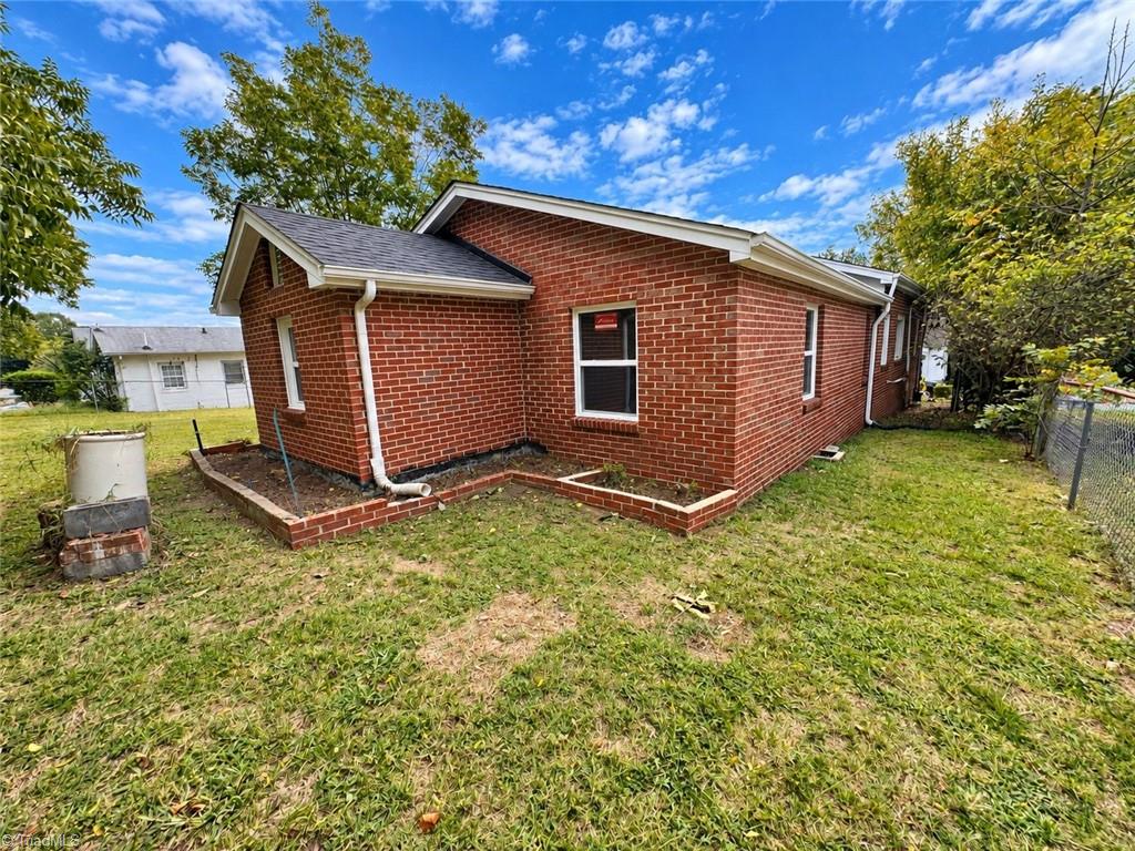 2325 Booker Street Property Photo 17