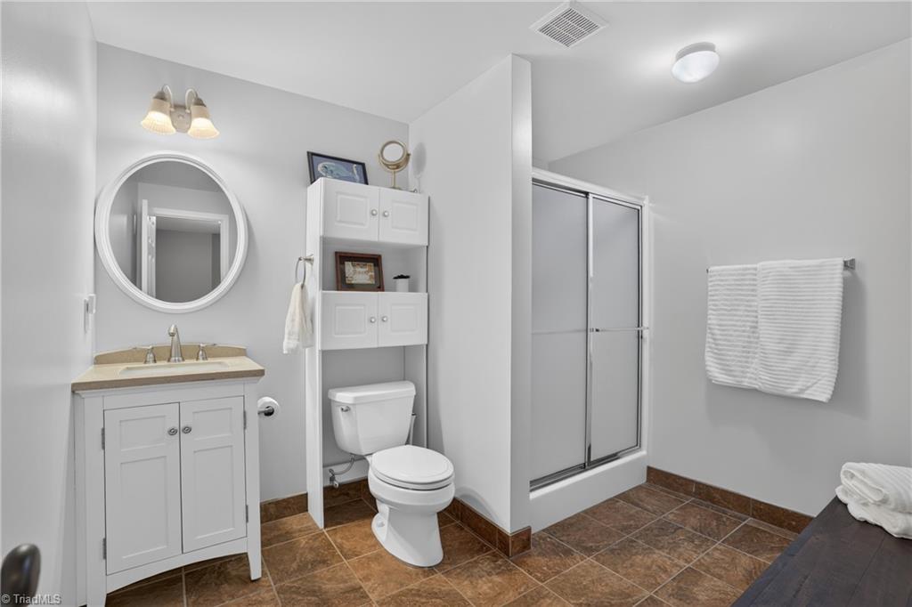142 Croyden Drive Property Photo 31