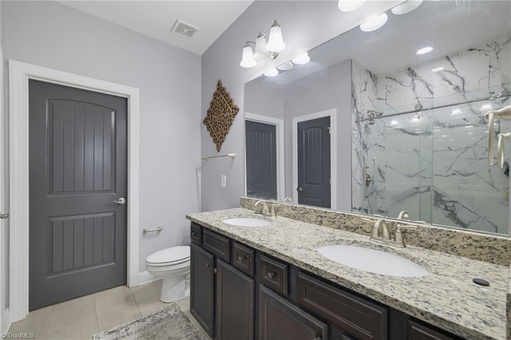 3404 Amber Meadows Road Property Photo 20