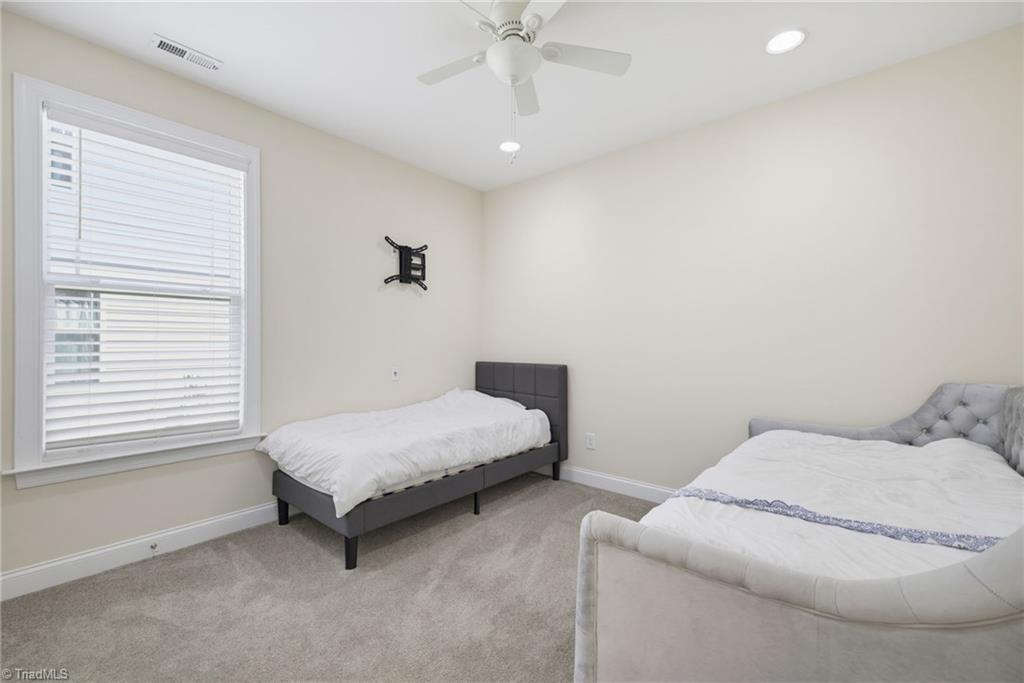 3404 Amber Meadows Road Property Photo 22