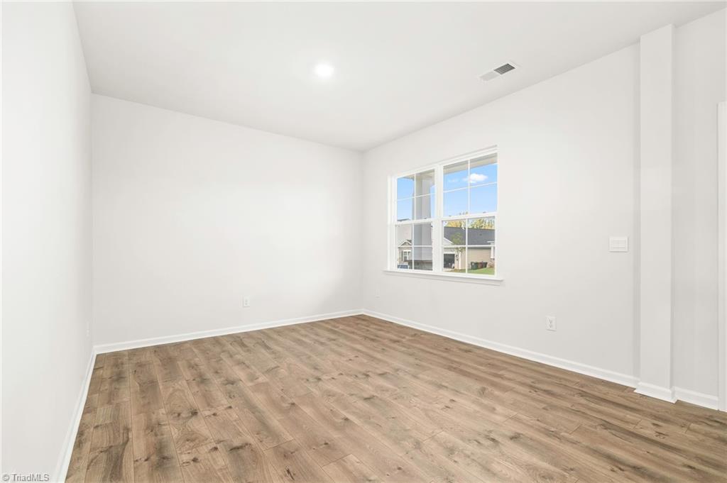 2720 Luxborough Lane Property Photo 4