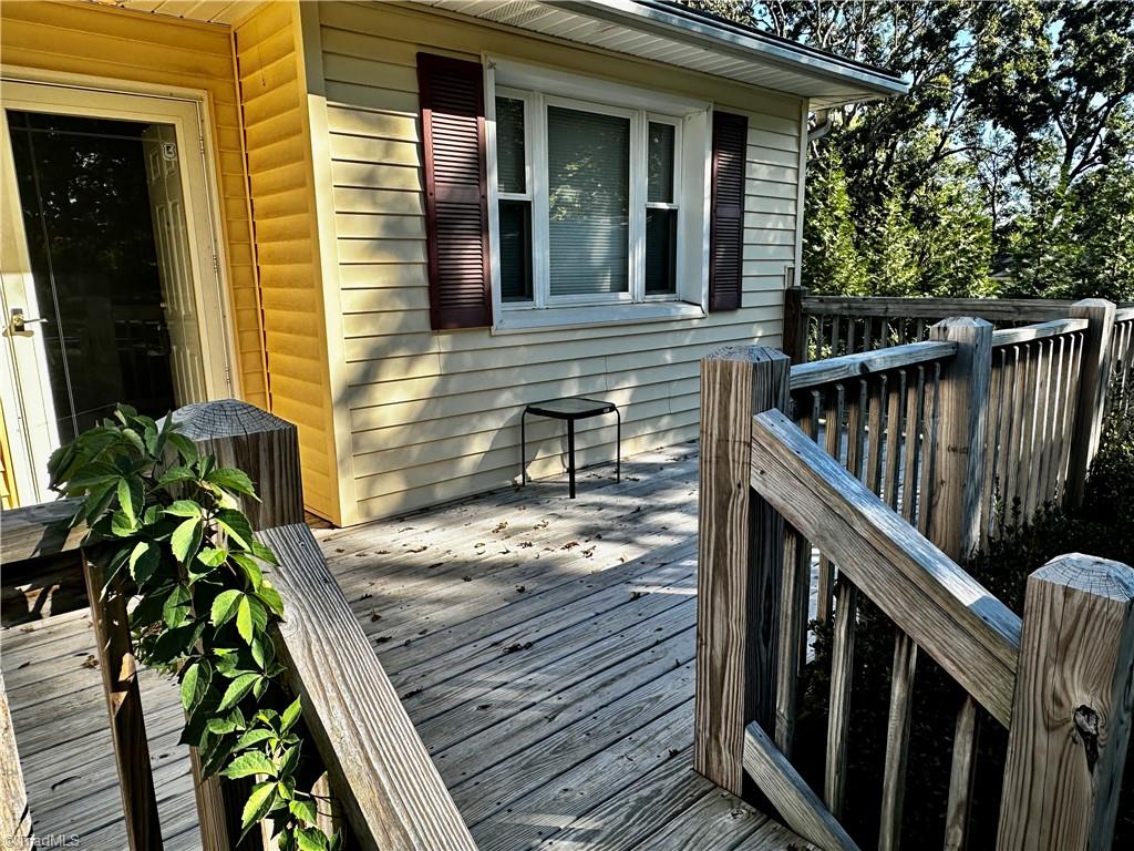 107 Dillon Street Property Photo 3