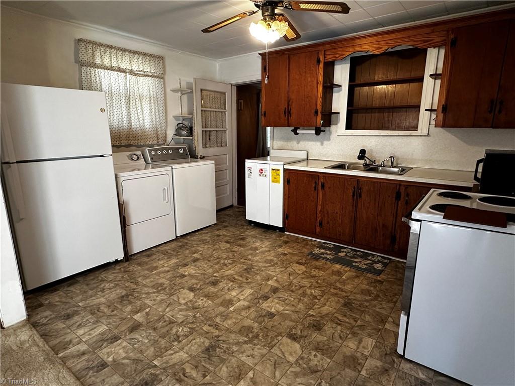 107 Dillon Street Property Photo 7