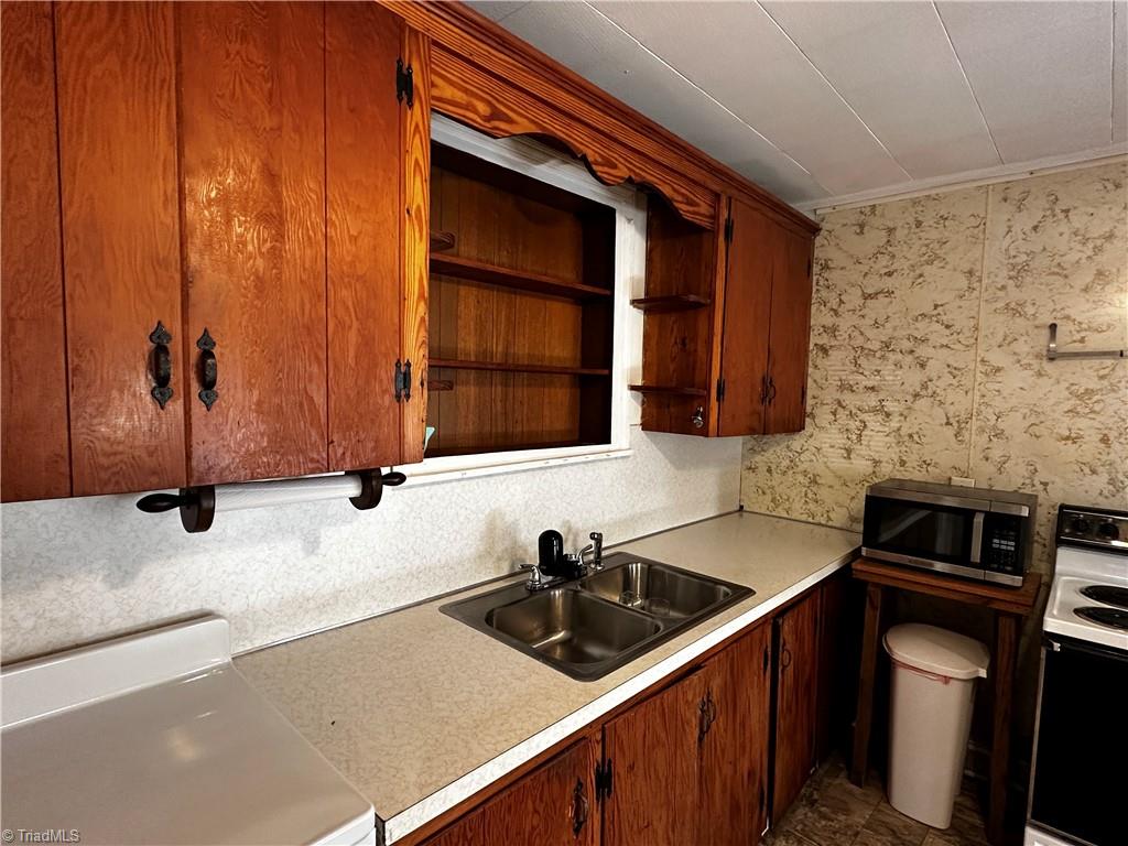 107 Dillon Street Property Photo 8
