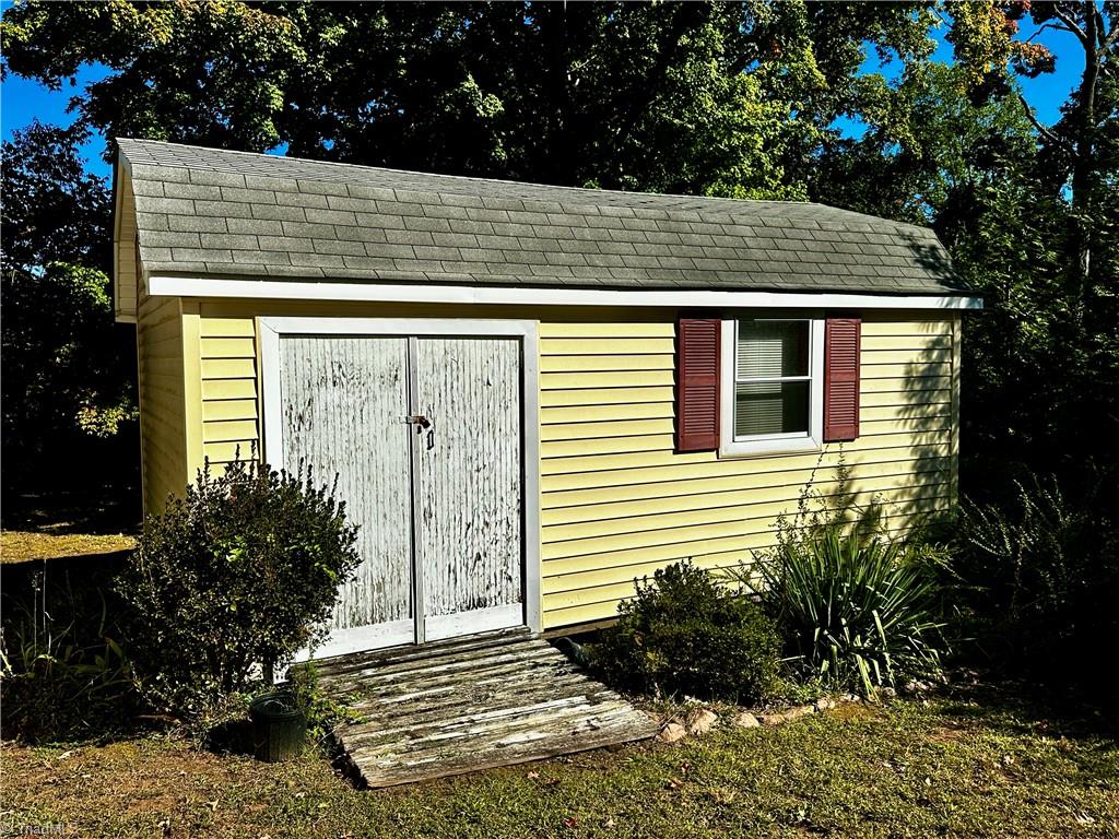 107 Dillon Street Property Photo 20