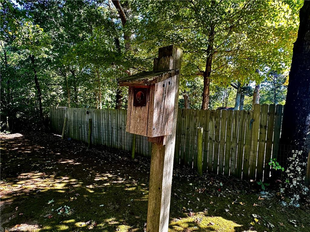 107 Dillon Street Property Photo 23
