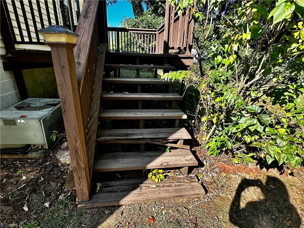 107 Dillon Street Property Photo 27