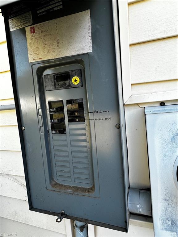 107 Dillon Street Property Photo 28