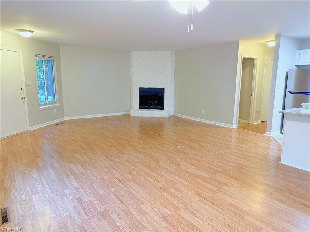 3520 Heathrow Drive Property Photo 5