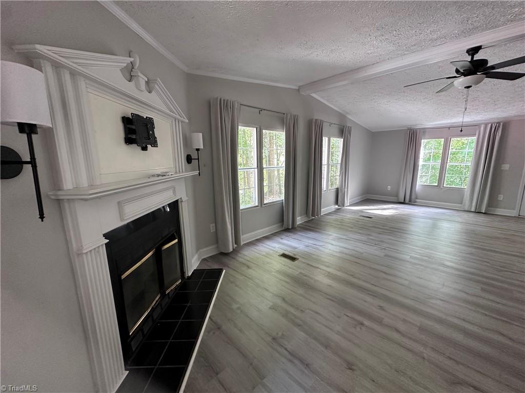 6610 Edgeworth Trail Property Photo 4